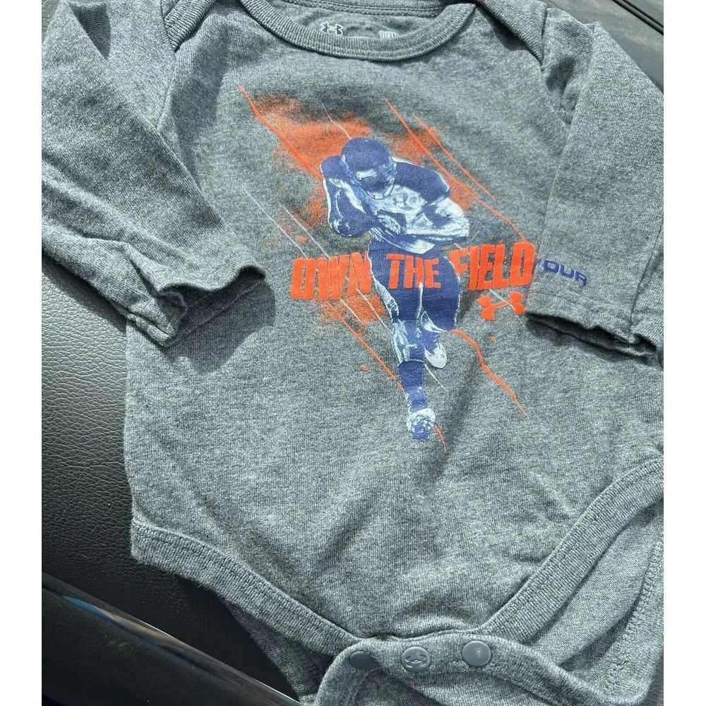 Under Armour 0-3m Boys Own The Field Long Sleeve‎ Bodysuit Heathered Gray